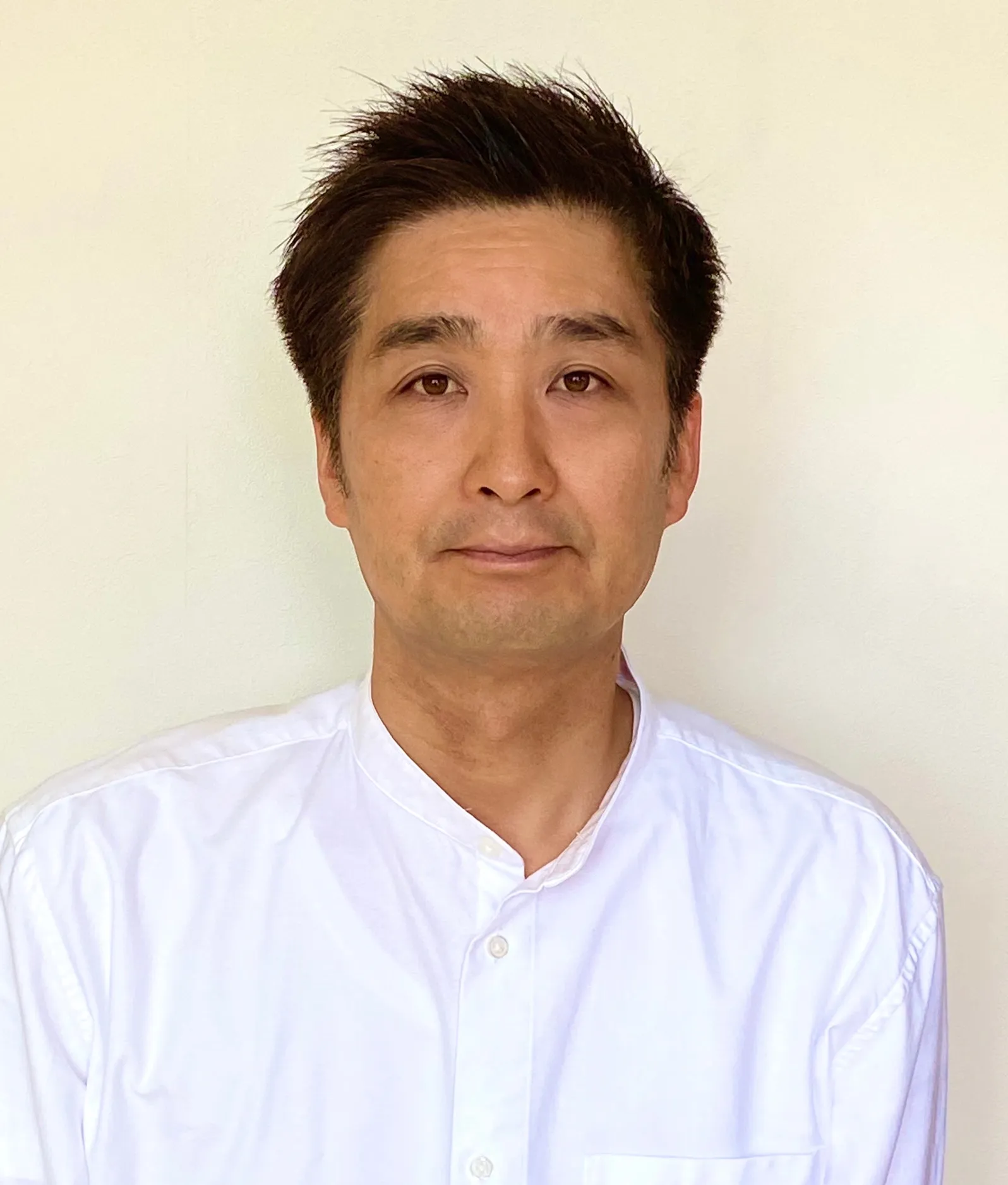 代表 鹿出 哲郎